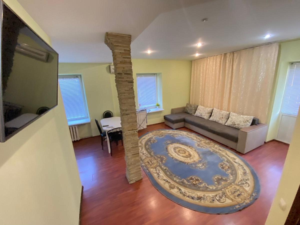 White New Apartments Ultracentral 2-Rooms In The Heart Chisinau Bagian luar foto